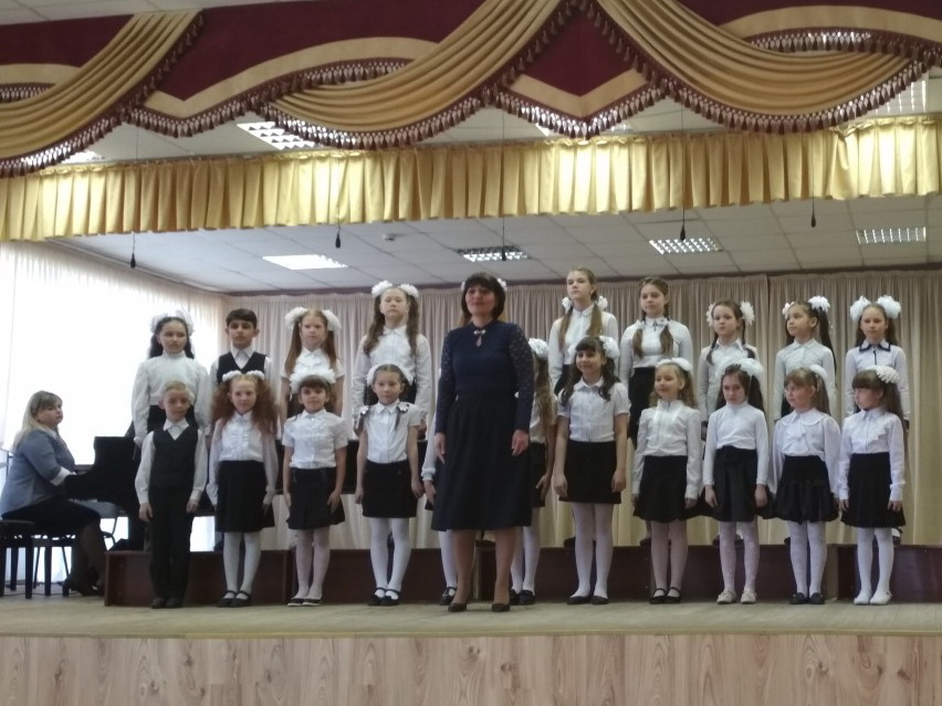 12 апреля в ДШИ №1 состоялся IV региональный фестиваль-конкурс детских хоровых коллективов «Весенние голоса»