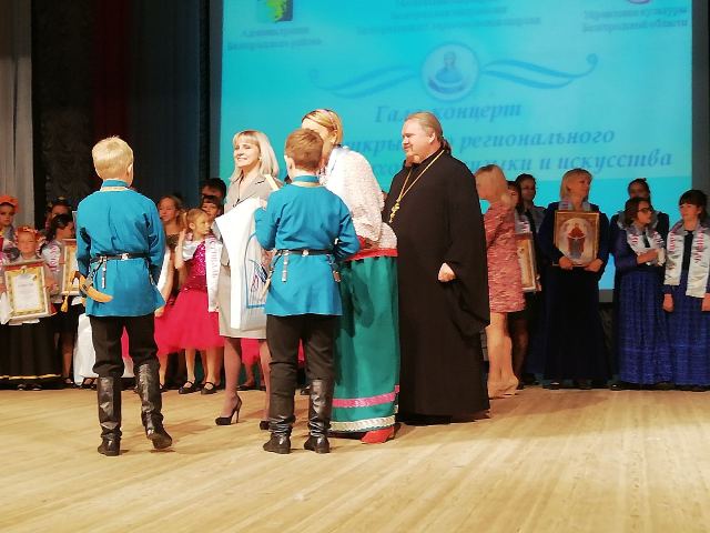 12 октября 2019 года в п. Майский состоялся VIII открытый региональный фестиваль духовной музыки и искусства "Покровский фестиваль"